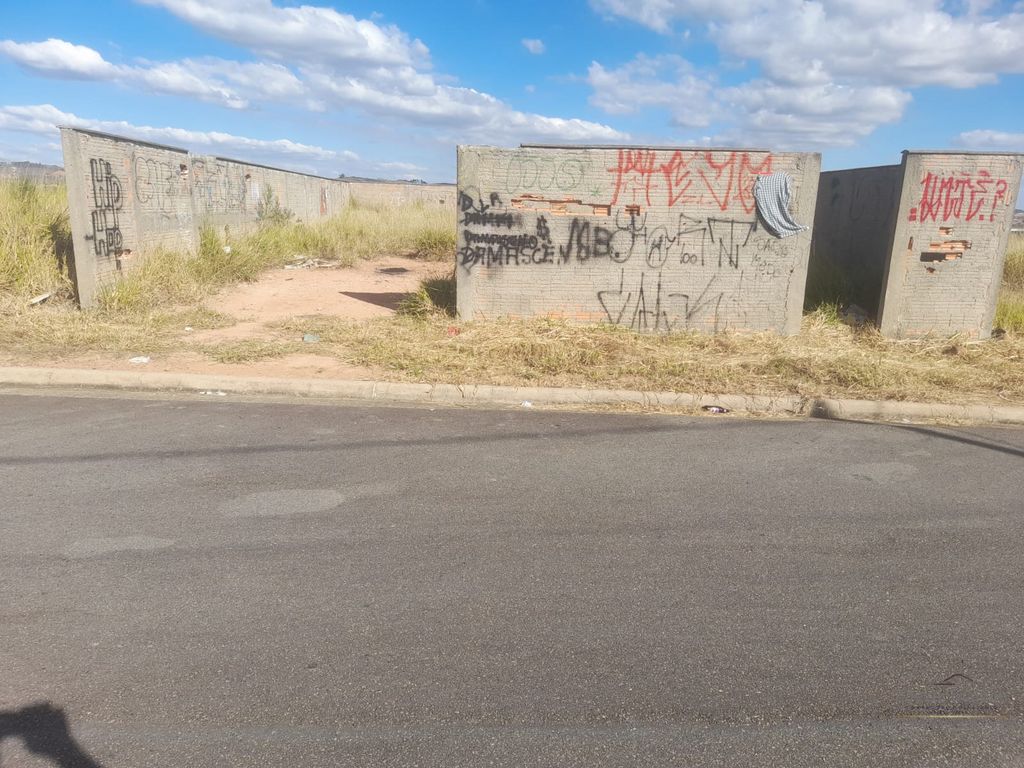Terreno, 300 m² - Foto 1