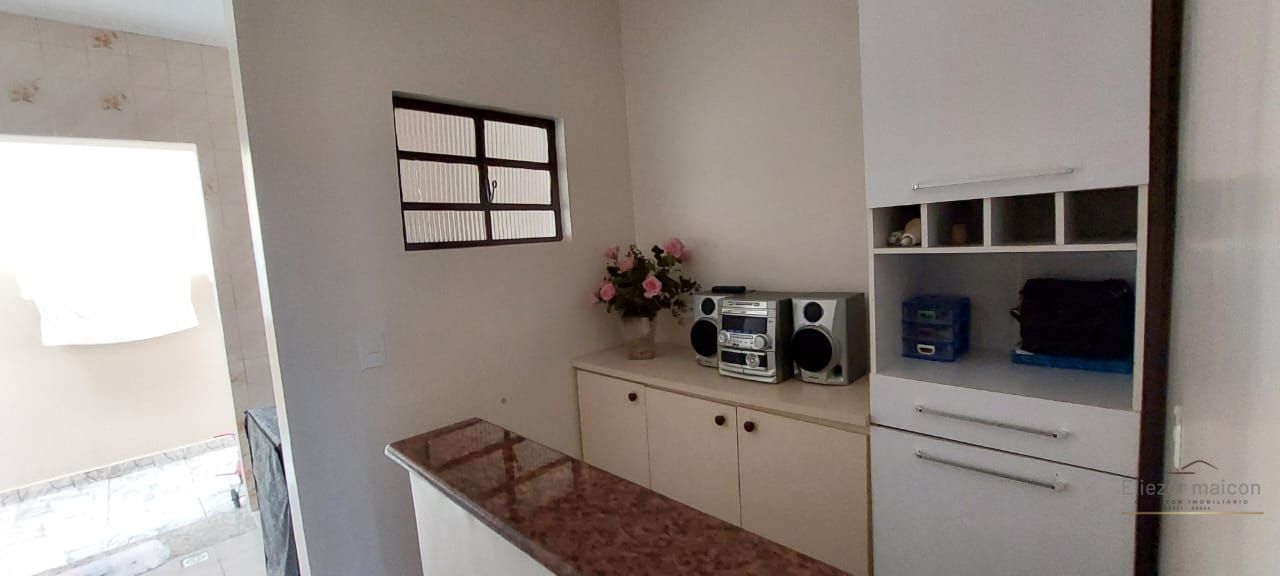 Casa, 3 quartos, 174 m² - Foto 8