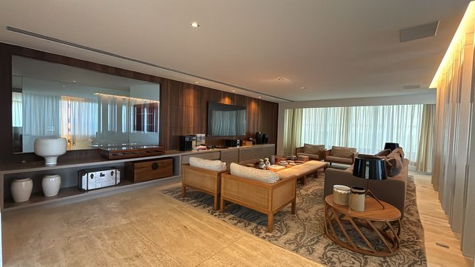 Andar frente mar na Vieira Souto, 560 m² e quatro suítes — foto 3