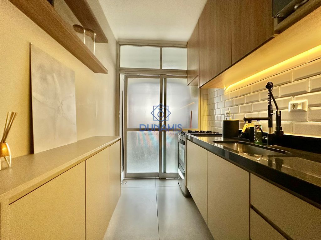 EXCELENTE APARTAMENTO REFORMADO À VENDA À POUCOS METROS DA PRAIA DA ENSEADA em Enseada, Guarujá — foto 11