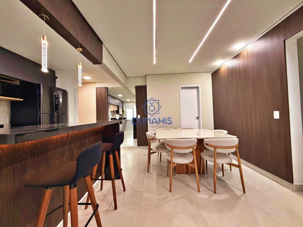 APARTAMENTO REFORMADO - VARANDA GOURMET - REGIÃO CENTRAL DA PRAIA DAS ASTÚRIAS em Jardim Astúrias, Guarujá — foto 5