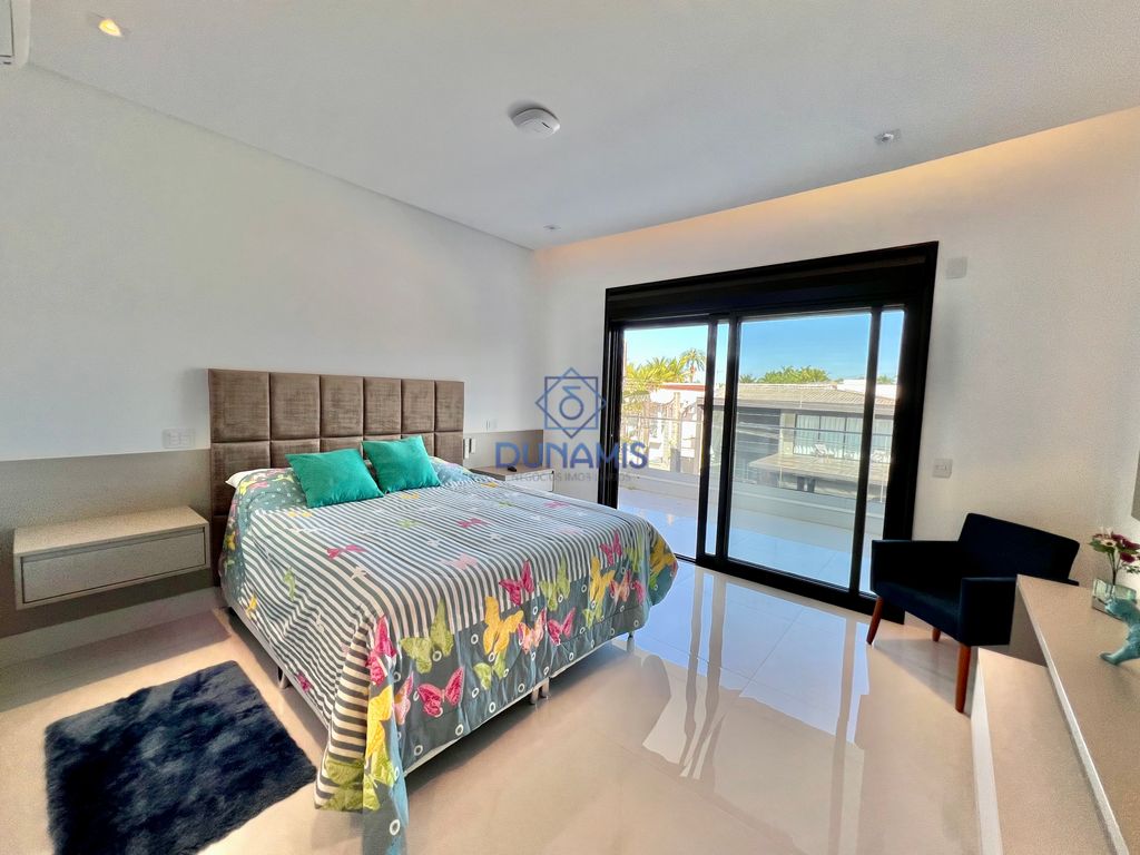 Mansão luxuosa no Condomínio Jardim Acapulco mobiliada e decorada em Acapulco, Guarujá — foto 89