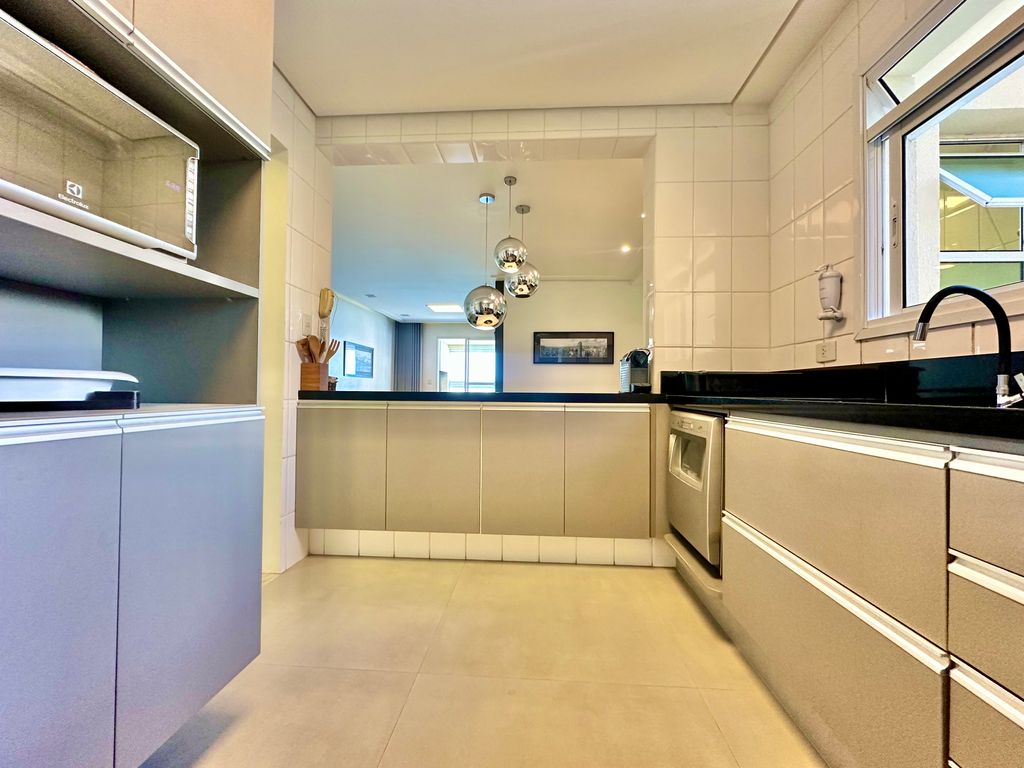 LINDO APARTAMENTO NA PRAIA DAS ASTÚRIAS- FRENTE MAR- COM LAZER COMPLETO em Jardim Astúrias, Guarujá — foto 8