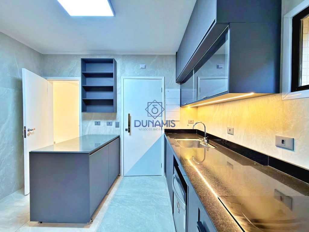 APARTAMENTO TOTALMENTE REFORMADO TRÊS DORMITORIOS - LAZER COMPLETO - 2 VAGAS em Pitangueiras, Guarujá — foto 34