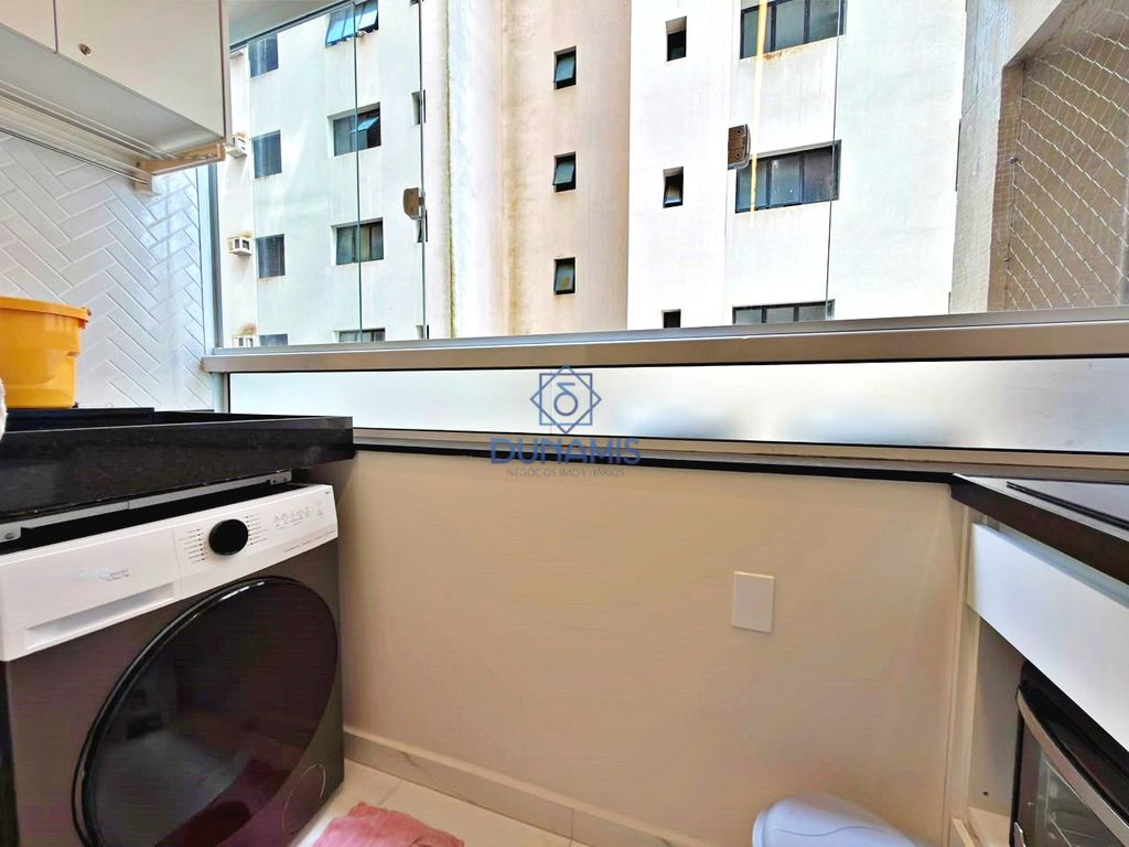 APARTAMENTO REFORMADO LINDISSIMO UMA VISTA PANORAMICA PARA AS ARVORES COM VAGA em Pitangueiras, Guarujá — foto 40