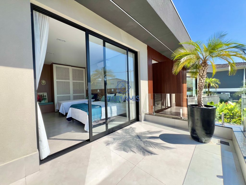 Casa à venda no Guarujá - Condomínio Jardim Acapulco - 9 suítes. em Jardim Acapulco, Guarujá — foto 122
