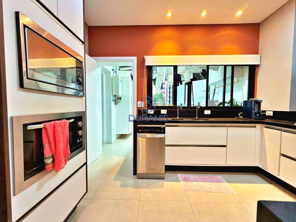 MARAVILHOSO APARTAMENTO REFORMADO À VENDA NA PRAIA DE PITANGUEIRAS COM LAZER em Pitangueiras, Guarujá — foto 46