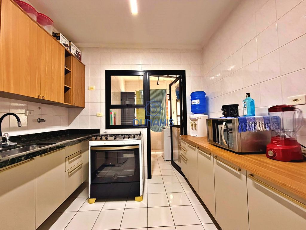 APARTAMENTO AMPLO, 03 DORMITÓRIOS, SACADA E VAGA DE GARAGEM em Pitangueiras, Guarujá — foto 26