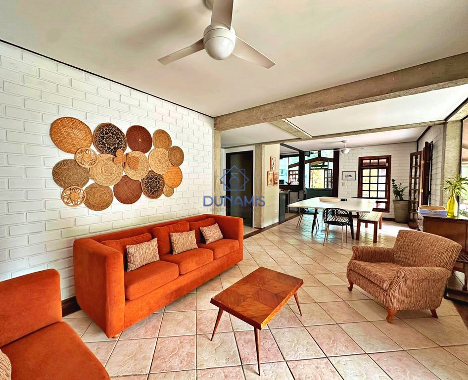 *** CASA ESPETACULAR À UMA QUADRA DA PRAIA DA ENSEADA -  6 SUITES - 650 METROS * em Enseada, Guarujá — foto 33