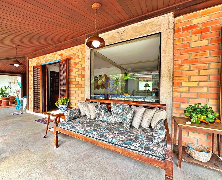 *** CASA ESPETACULAR À UMA QUADRA DA PRAIA DA ENSEADA -  6 SUITES - 650 METROS * em Enseada, Guarujá — foto 20