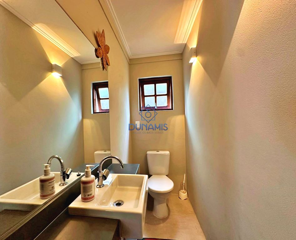 *** CASA ESPETACULAR À UMA QUADRA DA PRAIA DA ENSEADA -  6 SUITES - 650 METROS * em Enseada, Guarujá — foto 38