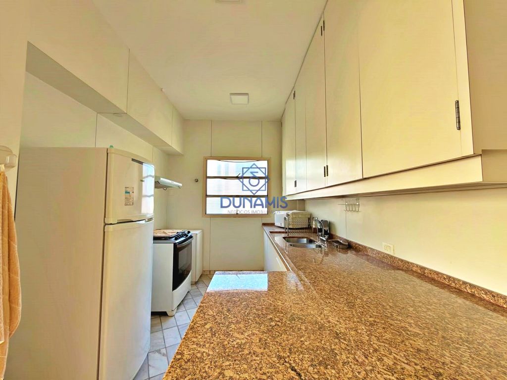 APARTAMENTO NA QUADRA DA PRAIA DE PITANGUEIRAS - REGIÃO CENTRAL - COM VISTA em Pitangueiras, Guarujá — foto 31