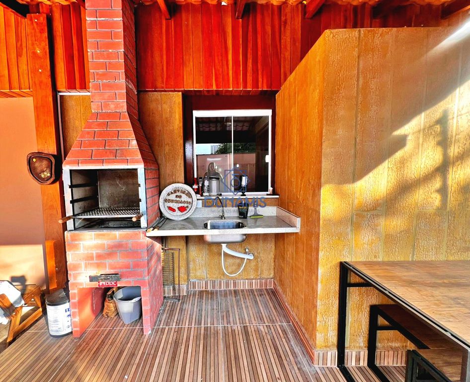 *** CASA À VENDA PROXIMO À PRAIA DA ENSEADA COM PLACA SOLAR *** em Jardim Virginia, Guarujá — foto 4