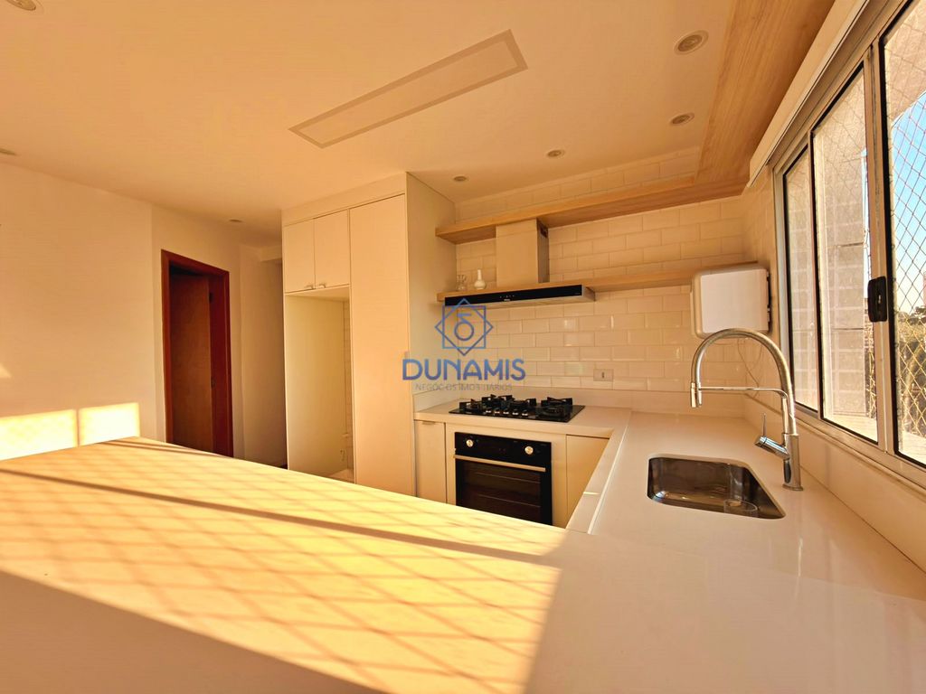 APARTAMENTO REFORMADO Á VENDA NA PRAIA DO TOMBO - PRÉDIO COM LAZER E DUAS VAGAS em Tombo, Guarujá — foto 10