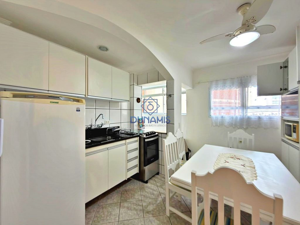 APARTAMENTO A UMA QUADRA DO MAR COM 3 DORMITÓRIOS E VAGA DE GARAGEM em Pitangueiras, Guarujá — foto 24