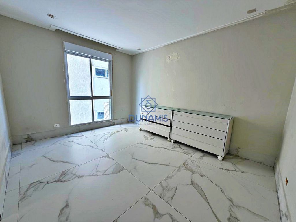 FRENTE MAR - EXCELENTE APARTAMENTO À VENDA NA REGIÃO NOBRE DE PITANGUEIRAS em Pitangueiras, Guarujá — foto 19
