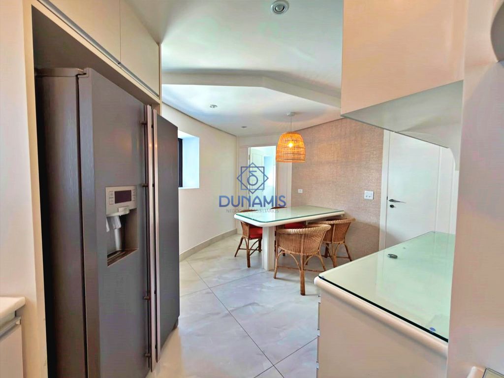 APARTAMENTO REFORMADO FRENTE MAR - COM VISTA - 2 VAGAS - LAZER COMPLETO em Jardim Astúrias, Guarujá — foto 36