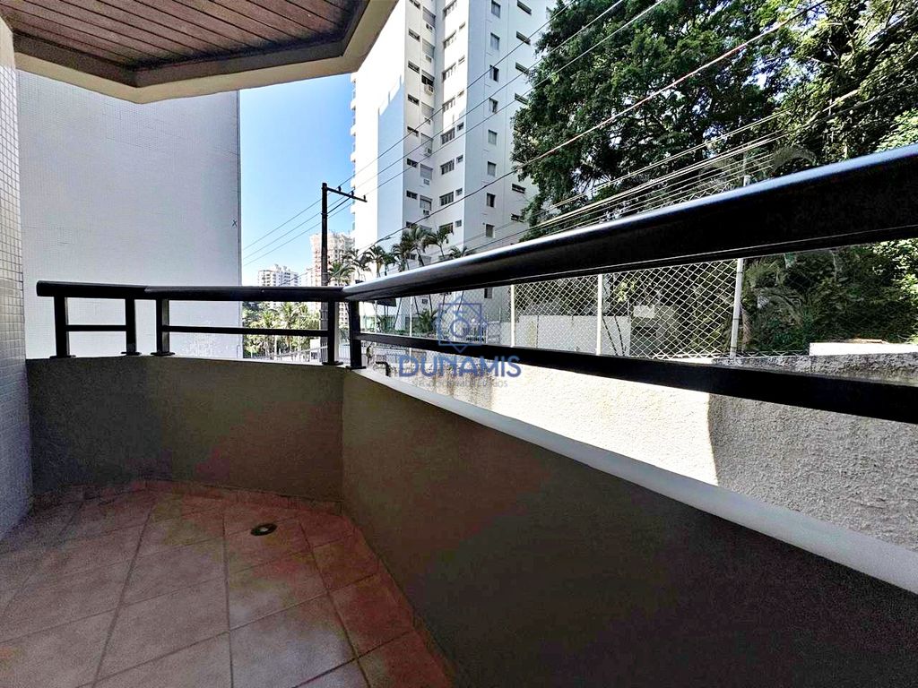 APARTAMENTO AMPLO, 03 DORMITÓRIOS, SACADA E VAGA DE GARAGEM em Pitangueiras, Guarujá — foto 23