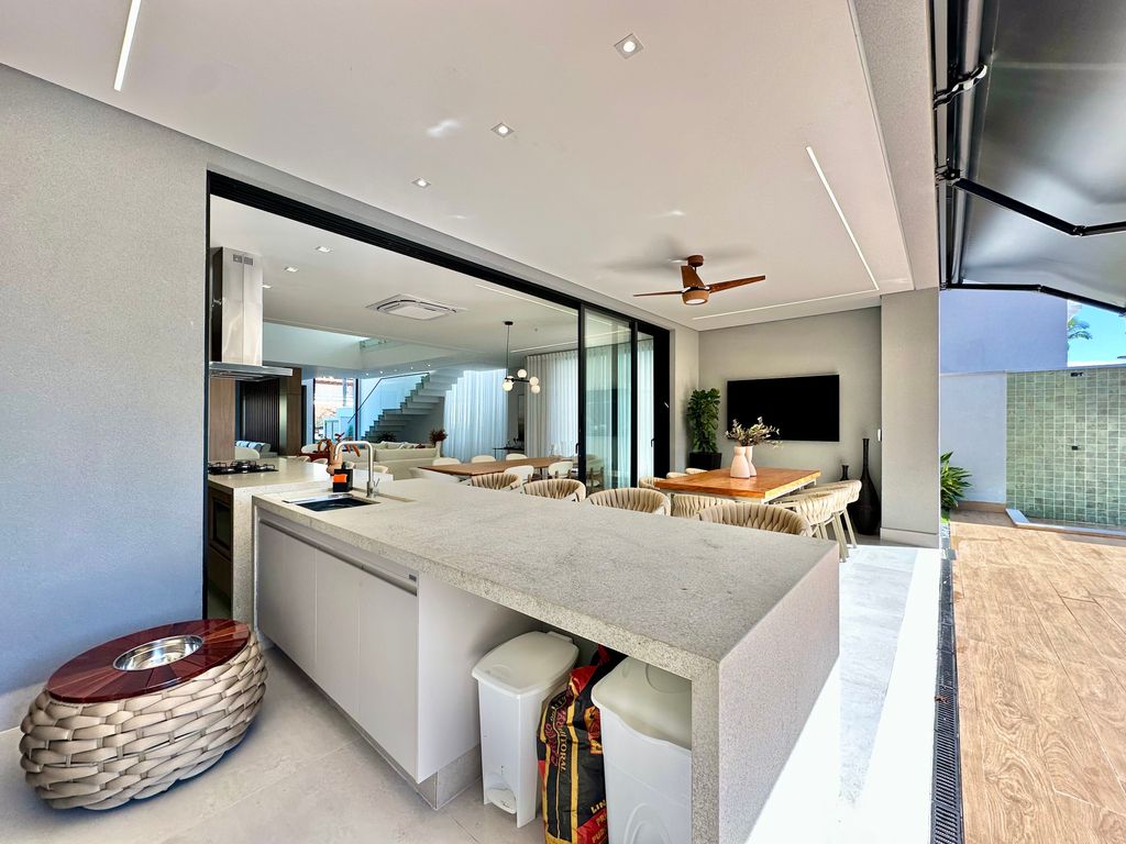 Casa Alto Padrão Novíssima e Moderna no condomínio Jardim Acapulco Guarujá em Jardim Acapulco, Guarujá — foto 21