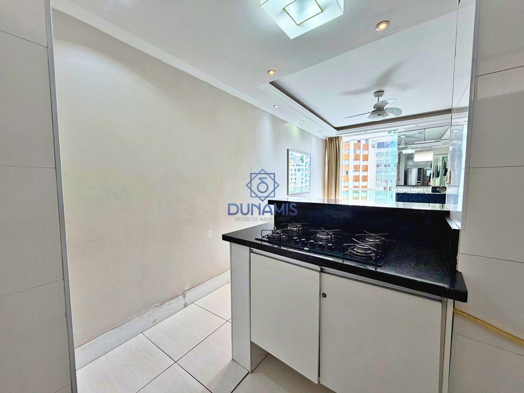 APARTAMENTO Á VENDA  NA PRAIA DAS PITANGUEIRAS - REFORMADO COM VISTA MAR em Pitangueiras, Guarujá — foto 17