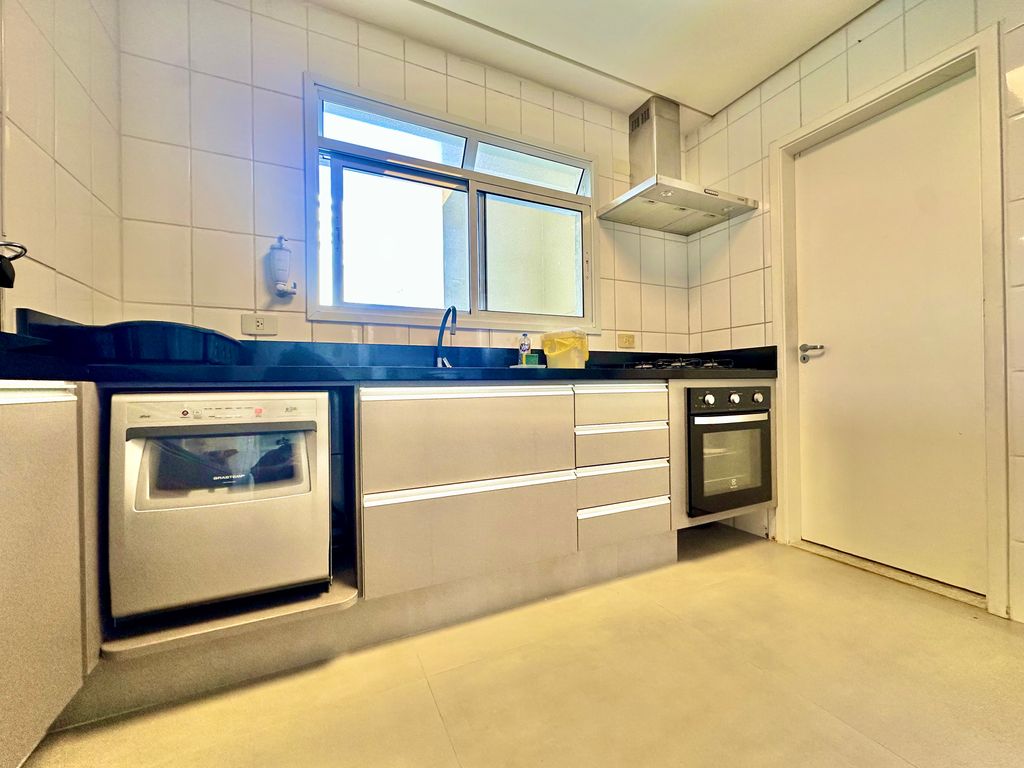 LINDO APARTAMENTO NA PRAIA DAS ASTÚRIAS- FRENTE MAR- COM LAZER COMPLETO em Jardim Astúrias, Guarujá — foto 10