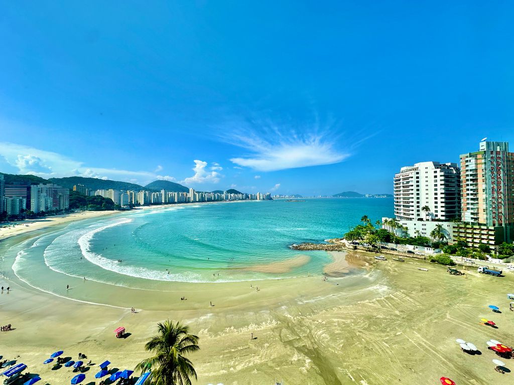 LINDO APARTAMENTO NA PRAIA DAS ASTÚRIAS- FRENTE MAR- COM LAZER COMPLETO em Jardim Astúrias, Guarujá — foto 2