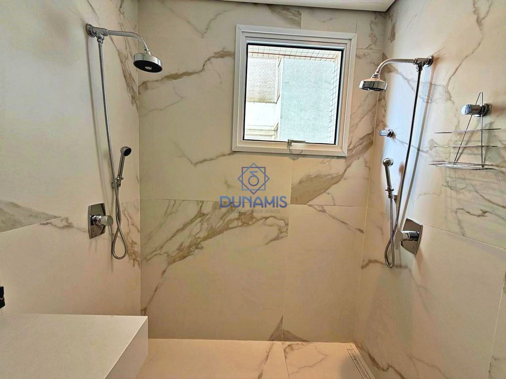 FRENTE MAR - EXCELENTE APARTAMENTO À VENDA NA REGIÃO NOBRE DE PITANGUEIRAS em Pitangueiras, Guarujá — foto 17