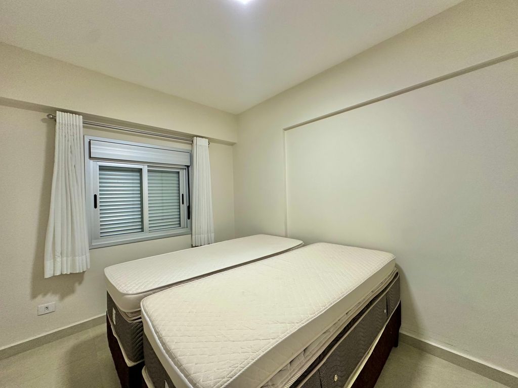 LINDO APARTAMENTO REFORMADO  À VENDA NA PRAIA DAS PITANGUEIRAS em Pitangueiras, Guarujá — foto 40