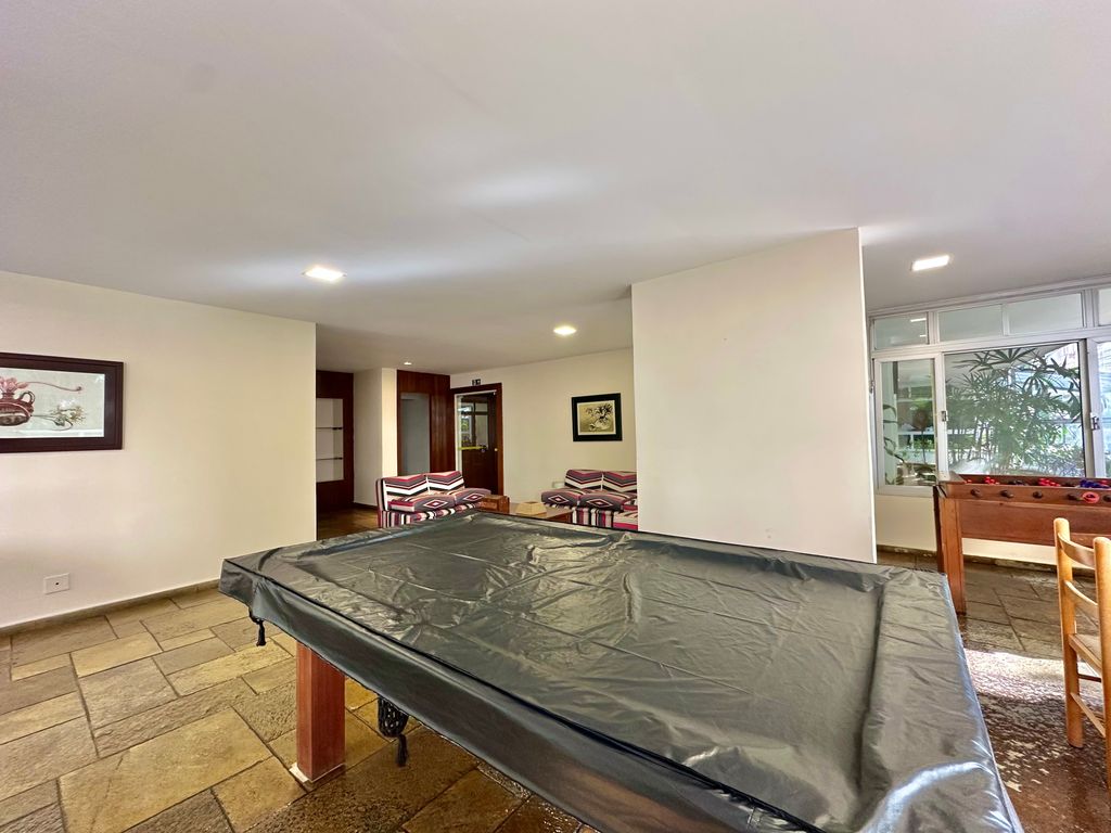 LINDO APARTAMENTO REFORMADO  À VENDA NA PRAIA DAS PITANGUEIRAS em Pitangueiras, Guarujá — foto 71