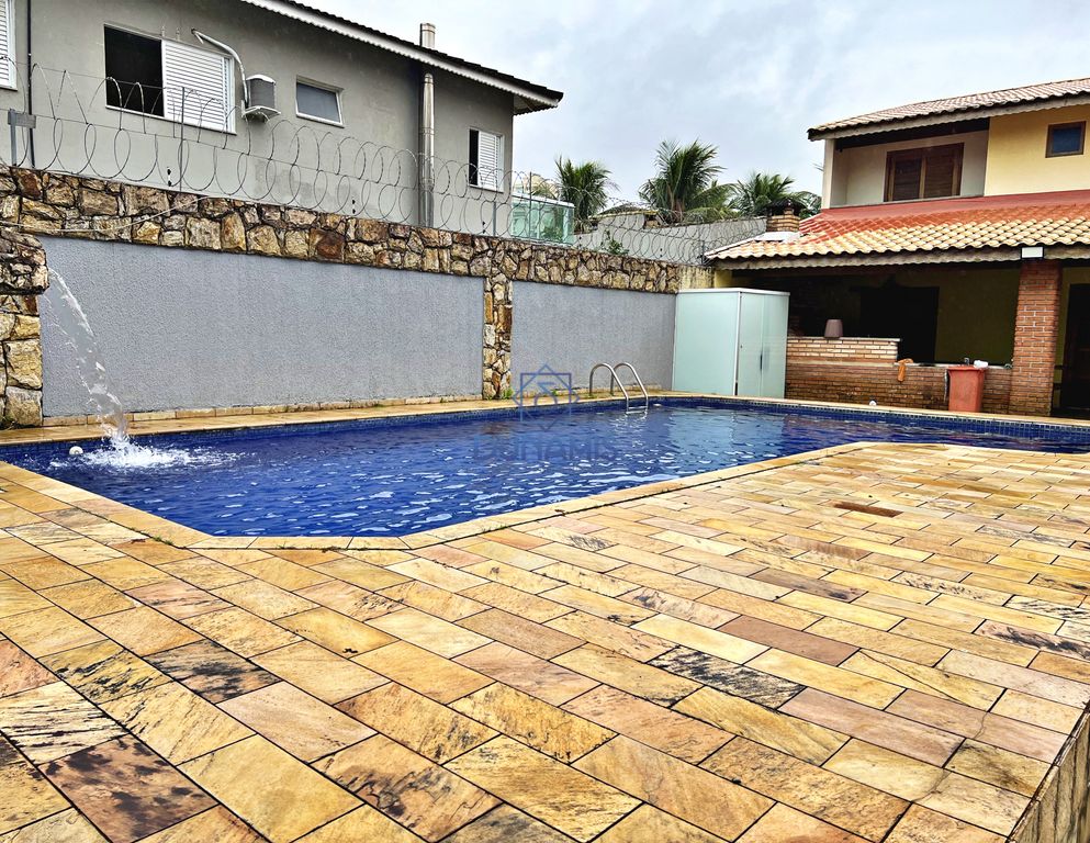 *Excelente Casa na Enseada com Piscina e 6 Dormitórios - 08 vagas de garagem* em Enseada, Guarujá — foto 8