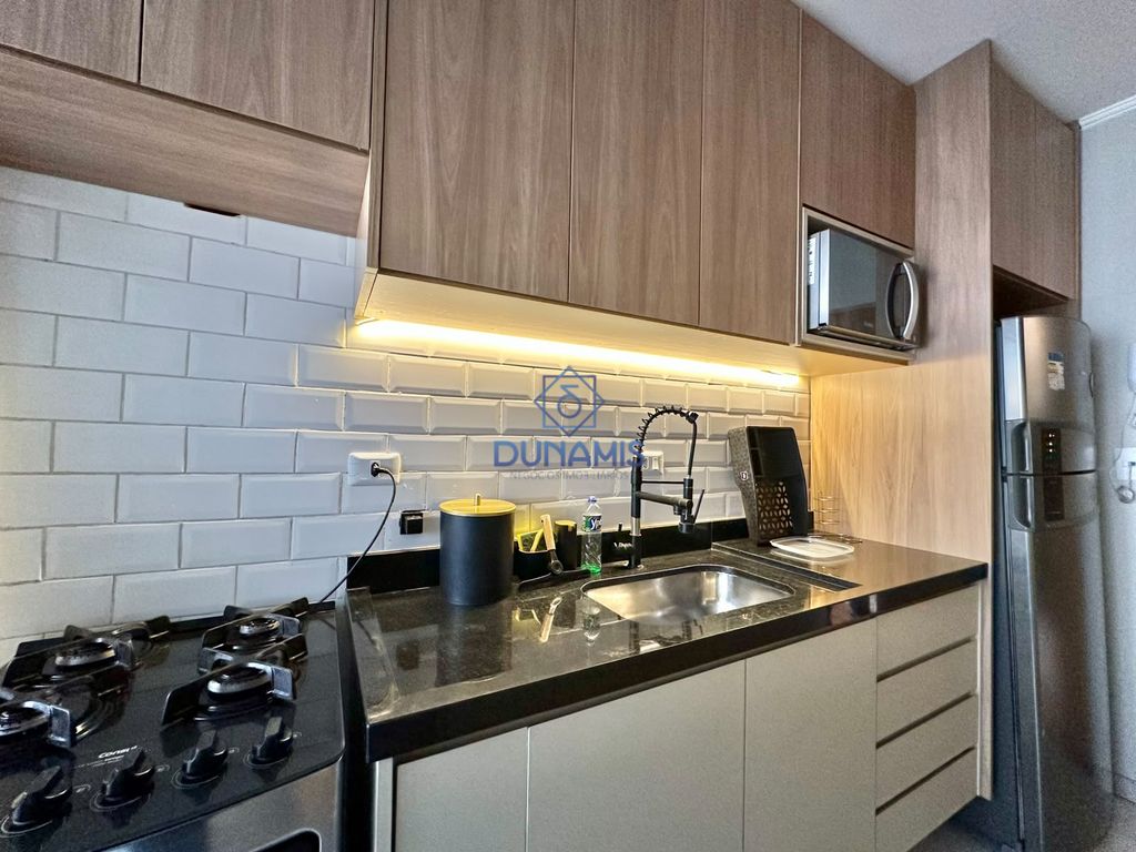 EXCELENTE APARTAMENTO REFORMADO À VENDA À POUCOS METROS DA PRAIA DA ENSEADA em Enseada, Guarujá — foto 13