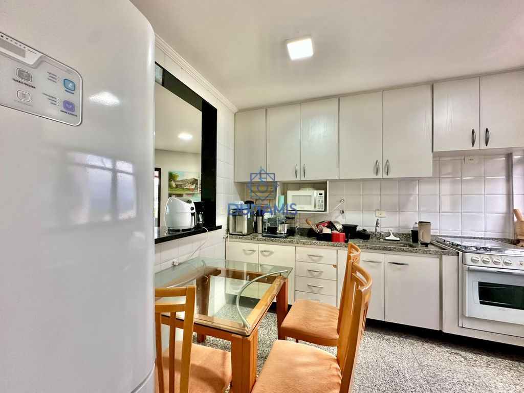 APARTAMENTO  REFORMADO À VENDA NA PRAIA DA ENSEADA em Enseada, Guarujá — foto 7