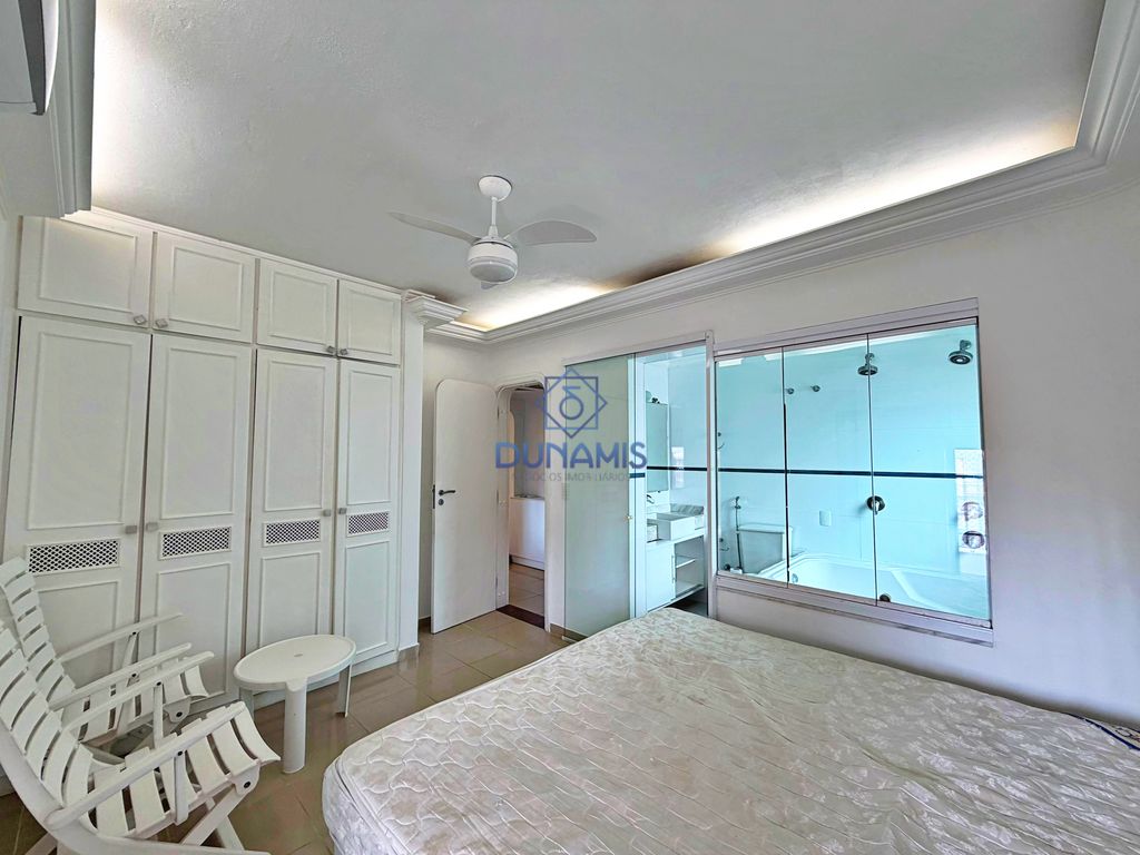 APARTAMENTO REFORMADO AMPLO COM DUAS VAGAS DE GARAGEM E LAZER COMPLETO em Pitangueiras, Guarujá — foto 27