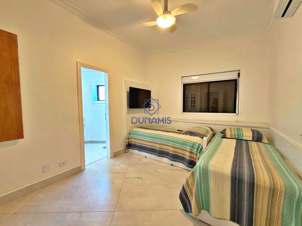 APARTAMENTO REFORMADO FRENTE MAR - COM VISTA - 2 VAGAS - LAZER COMPLETO em Jardim Astúrias, Guarujá — foto 14