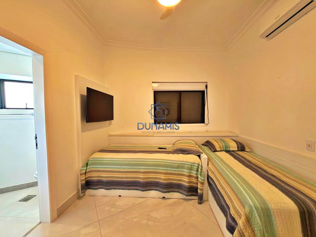 APARTAMENTO REFORMADO FRENTE MAR - COM VISTA - 2 VAGAS - LAZER COMPLETO em Jardim Astúrias, Guarujá — foto 15