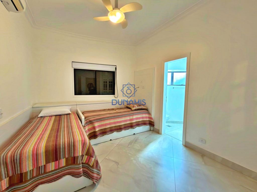 APARTAMENTO REFORMADO FRENTE MAR - COM VISTA - 2 VAGAS - LAZER COMPLETO em Jardim Astúrias, Guarujá — foto 18