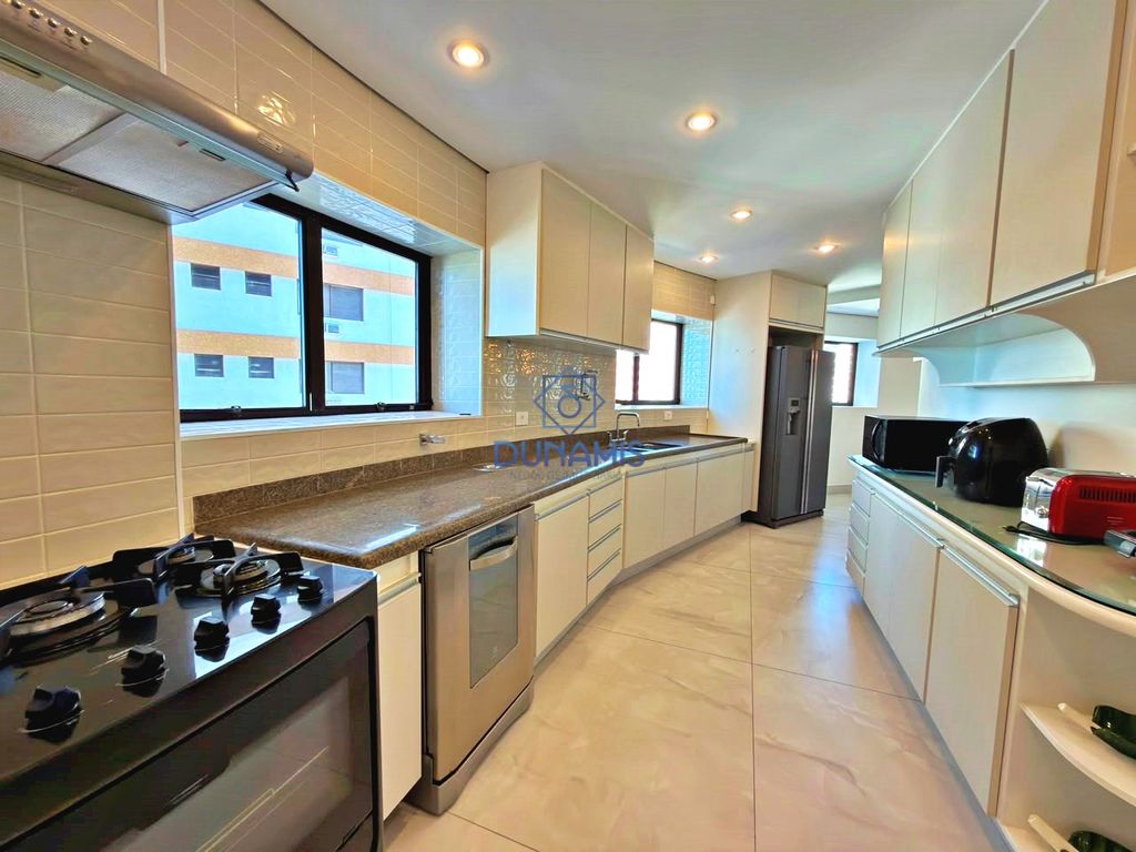 APARTAMENTO REFORMADO FRENTE MAR - COM VISTA - 2 VAGAS - LAZER COMPLETO em Jardim Astúrias, Guarujá — foto 33