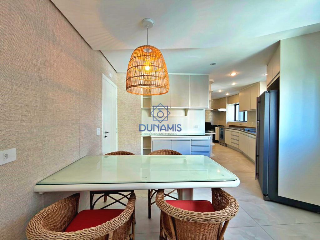 APARTAMENTO REFORMADO FRENTE MAR - COM VISTA - 2 VAGAS - LAZER COMPLETO em Jardim Astúrias, Guarujá — foto 37