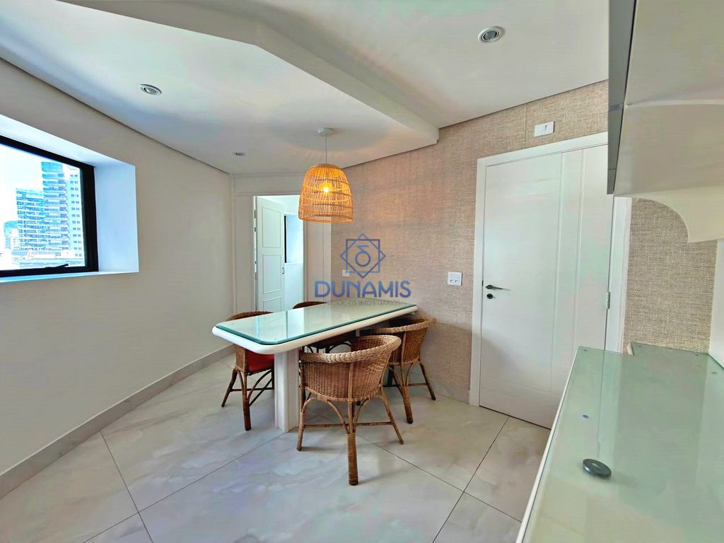 APARTAMENTO REFORMADO FRENTE MAR - COM VISTA - 2 VAGAS - LAZER COMPLETO em Jardim Astúrias, Guarujá — foto 38