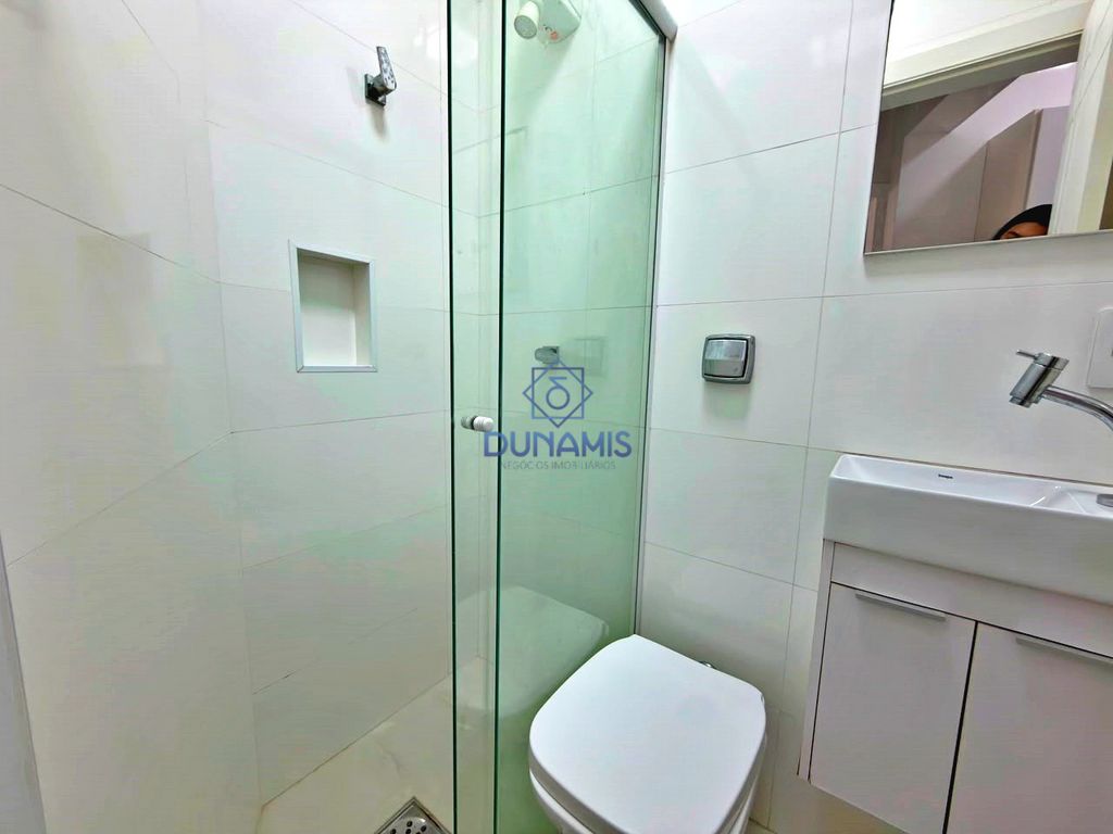 APARTAMENTO REFORMADO FRENTE MAR - COM VISTA - 2 VAGAS - LAZER COMPLETO em Jardim Astúrias, Guarujá — foto 47