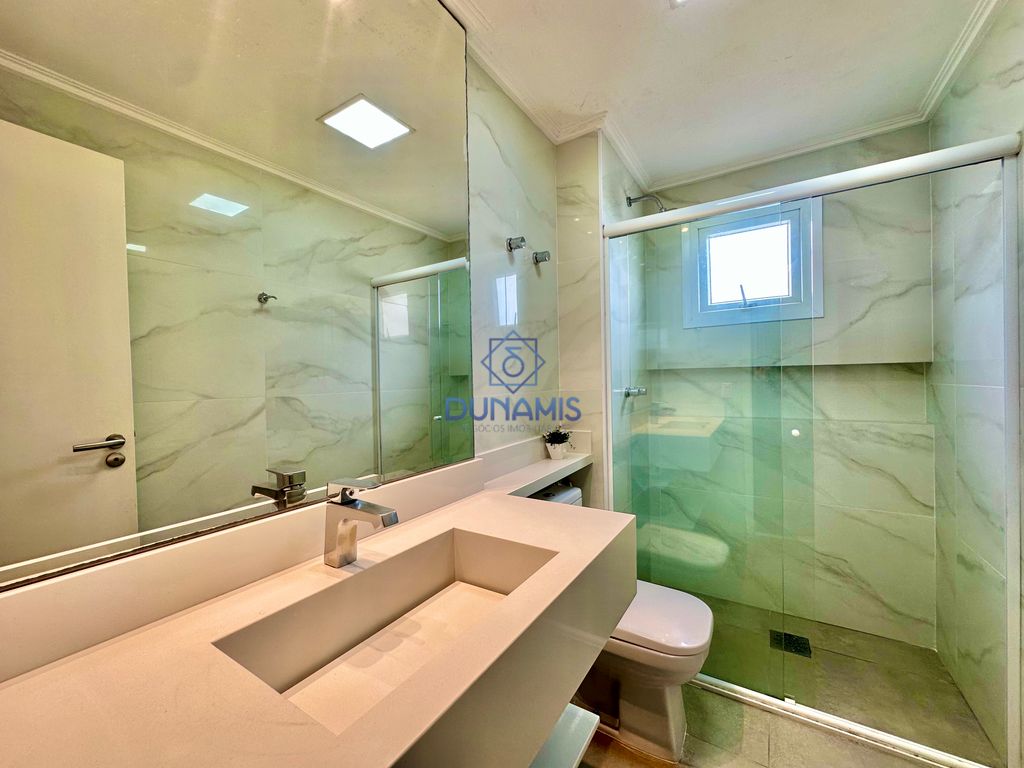 MAGNÍFICO APARTAMENTO À VENDA NA PRAIA DAS PITANGUEIRAS em Pitangueiras, Guarujá — foto 28