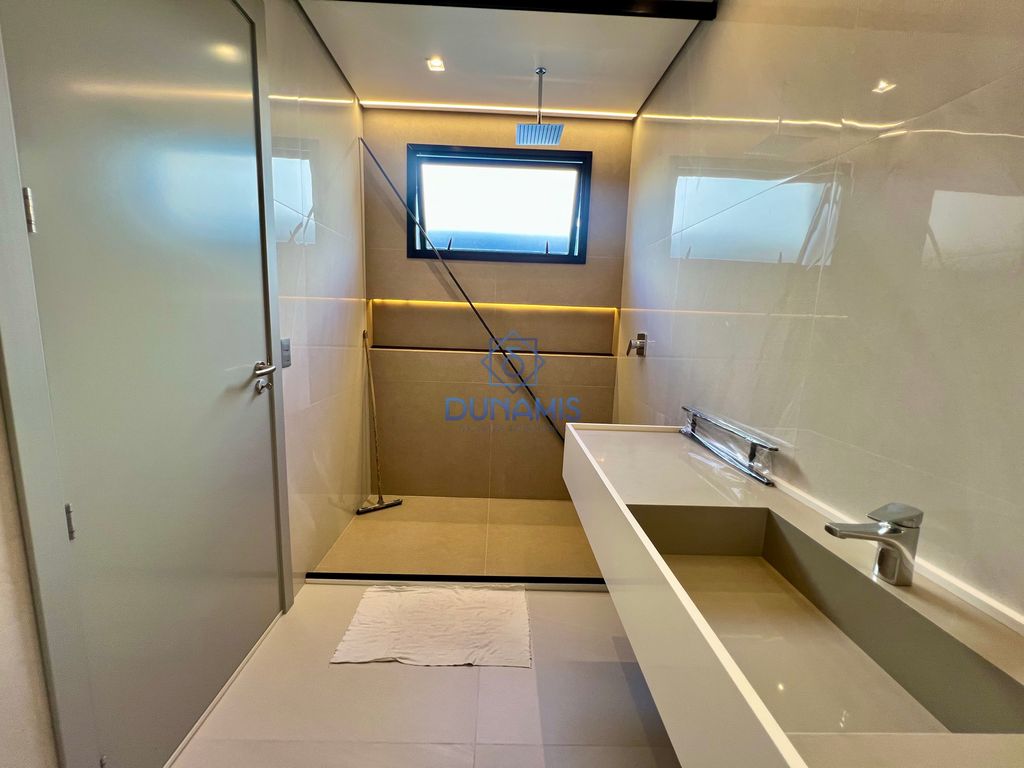 Belíssima Casa à venda no Guarujá - Condomínio Jardim Acapulco. em Jardim Acapulco, Guarujá — foto 42