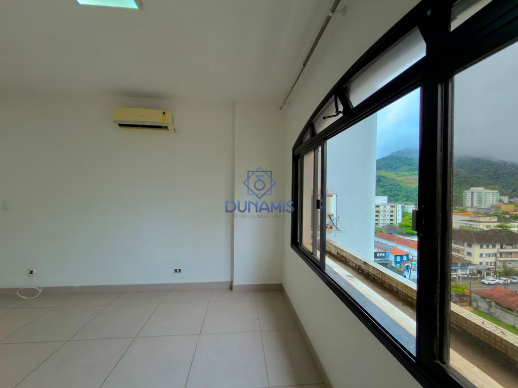 APARTAMENTO A DUAS QUADRAS DA PRAIA DE PITANGUEIRAS COM 2 DORMITÓRIOS E VAGA em Pitangueiras, Guarujá — foto 2