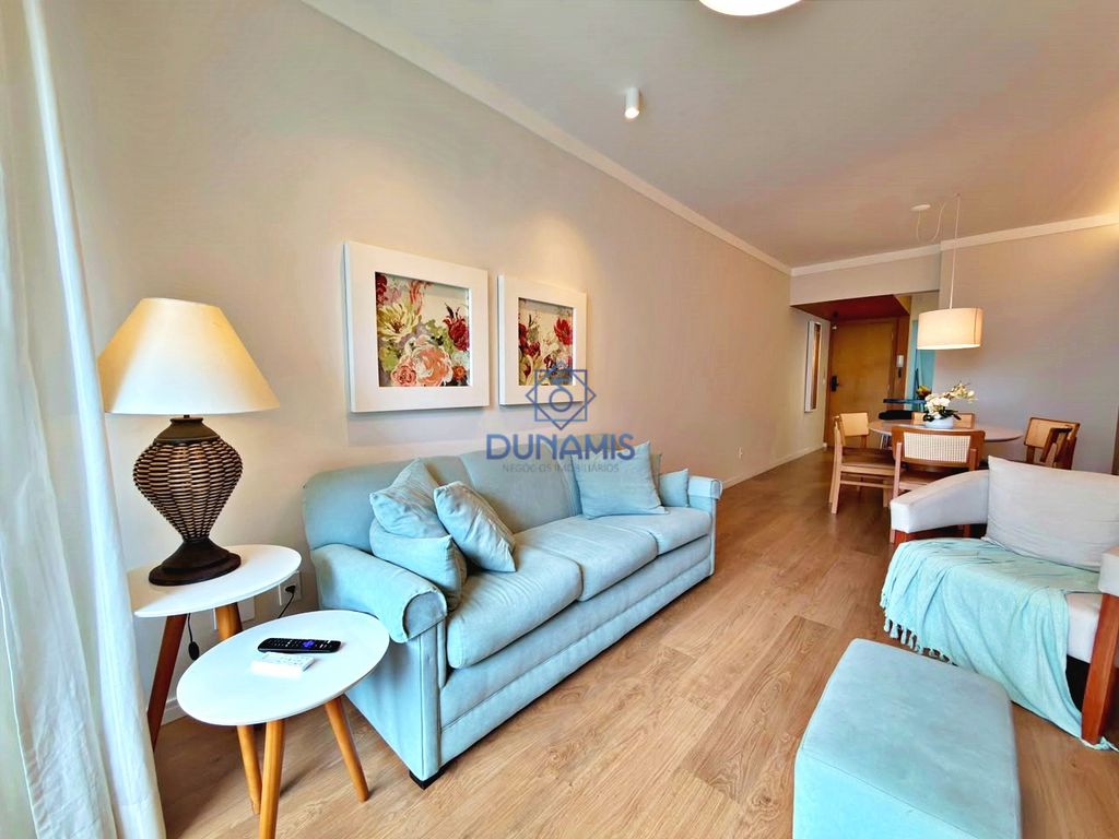 APARTAMENTO REFORMADO LINDISSIMO UMA VISTA PANORAMICA PARA AS ARVORES COM VAGA em Pitangueiras, Guarujá — foto 4