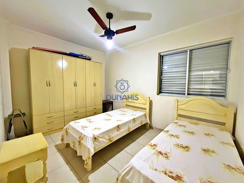 APARTAMENTO CONSERVADO A UMA QUADRA DA AVENIDA PUGLISI COM 3 QUARTOS E VAGA em Pitangueiras, Guarujá — foto 21