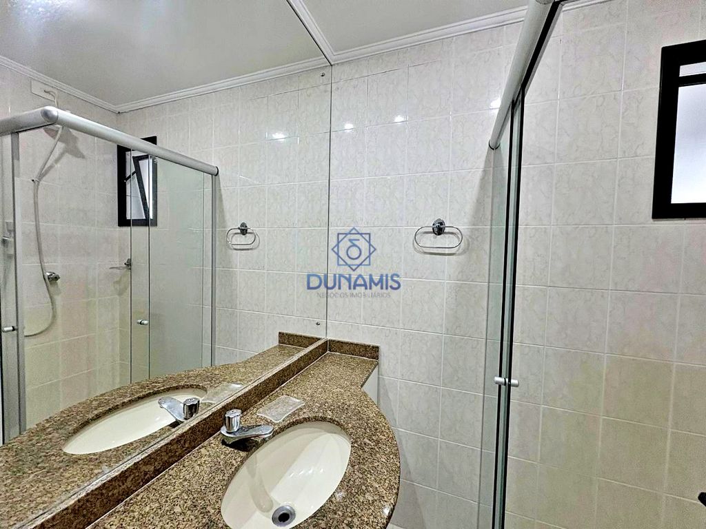APARTAMENTO AMPLO, 03 DORMITÓRIOS, SACADA E VAGA DE GARAGEM em Pitangueiras, Guarujá — foto 14