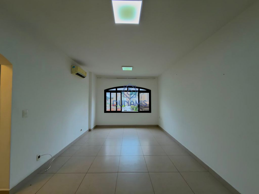 APARTAMENTO A DUAS QUADRAS DA PRAIA DE PITANGUEIRAS COM 2 DORMITÓRIOS E VAGA em Pitangueiras, Guarujá — foto 3