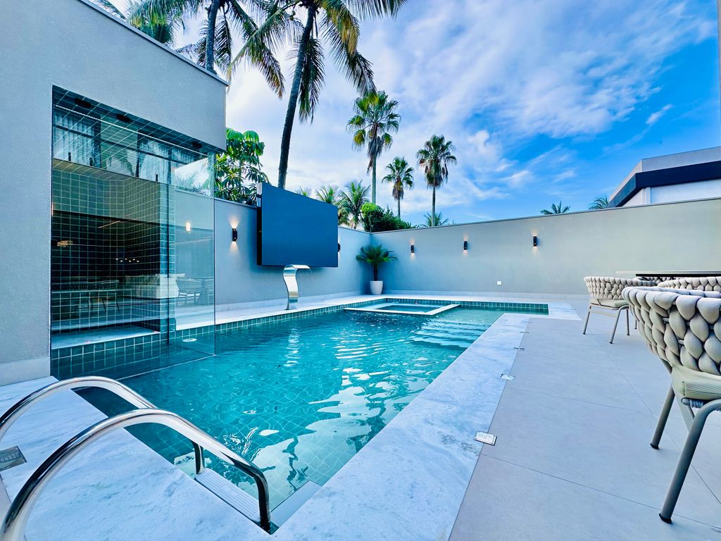 casa_condominio para comprar em Jardim Acapulco, Guarujá
