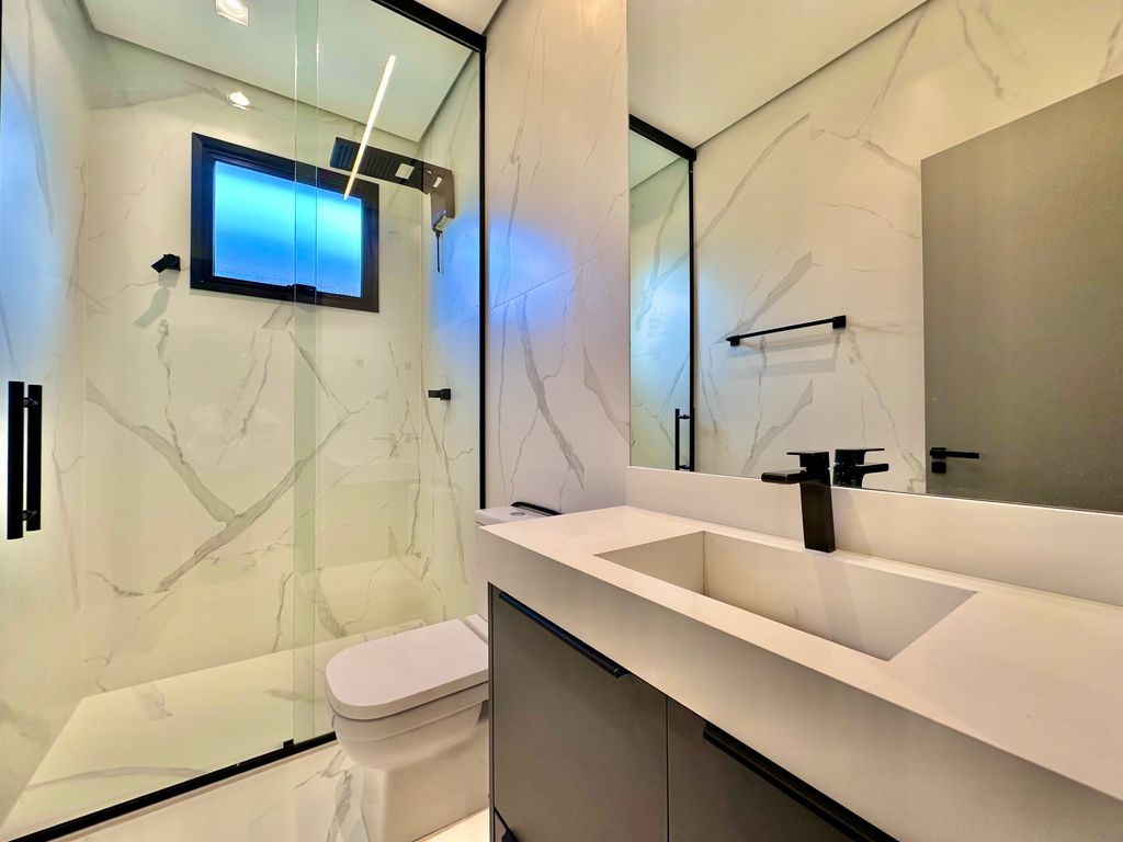 Casa Alto Padrão Novíssima e Moderna no condomínio Jardim Acapulco Guarujá em Jardim Acapulco, Guarujá — foto 41
