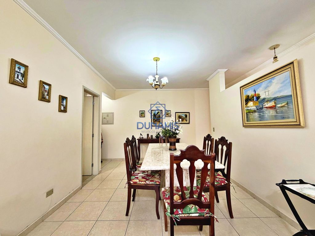 APARTAMENTO CONSERVADO A UMA QUADRA DA AVENIDA PUGLISI COM 3 QUARTOS E VAGA em Pitangueiras, Guarujá — foto 5
